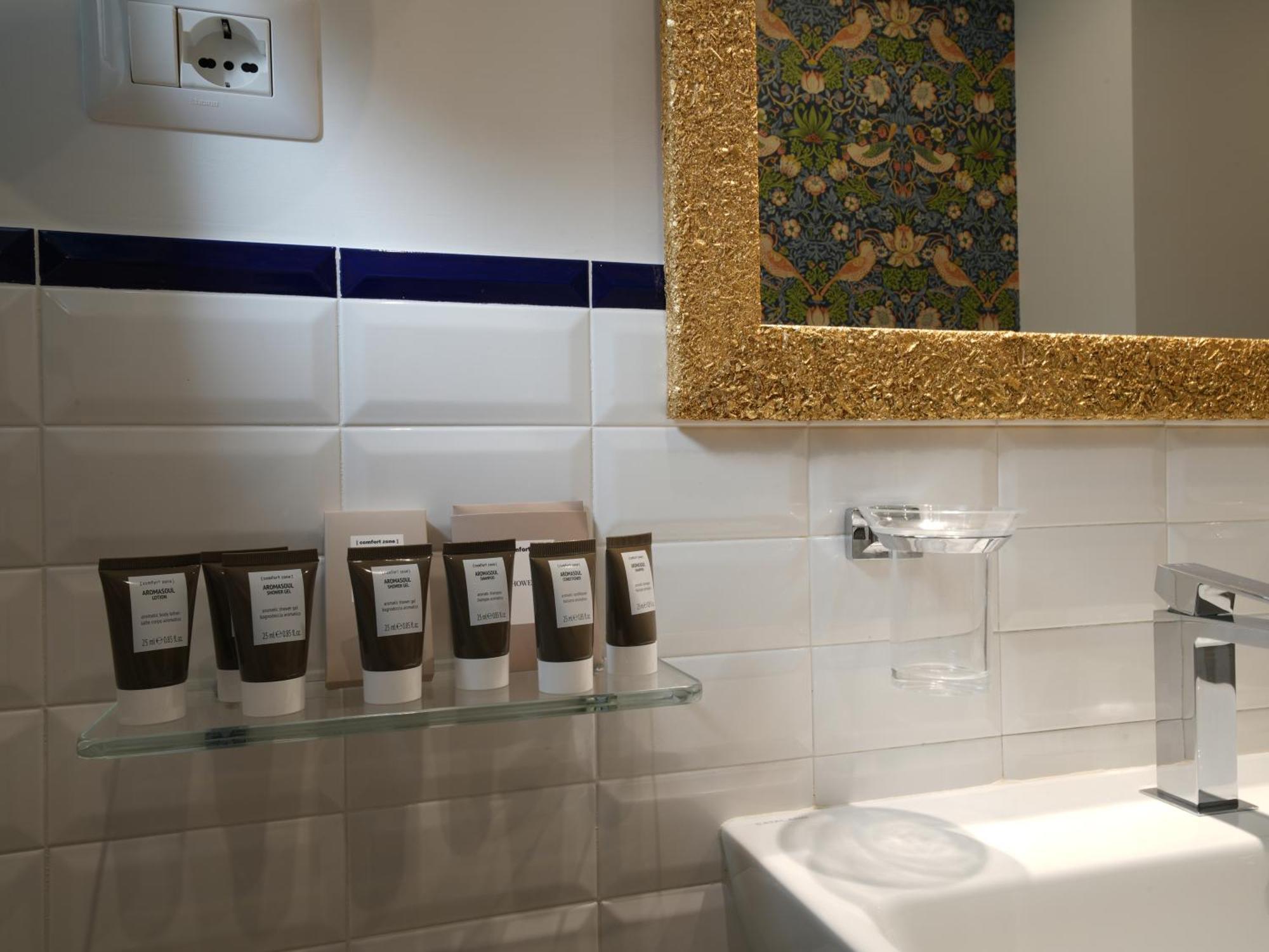 Sui Generis Tropea Luxury Rooms Eksteriør billede