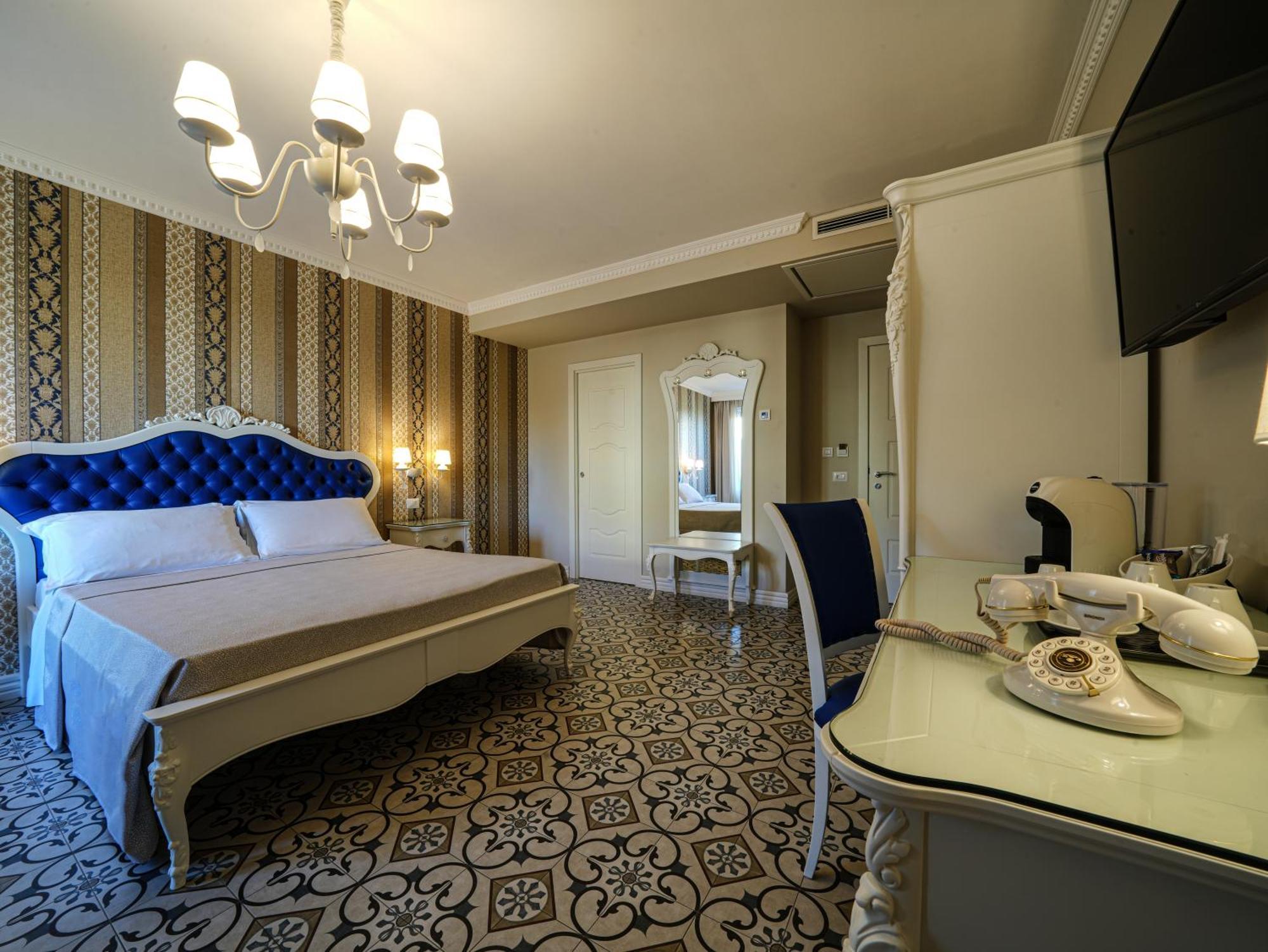 Sui Generis Tropea Luxury Rooms Eksteriør billede