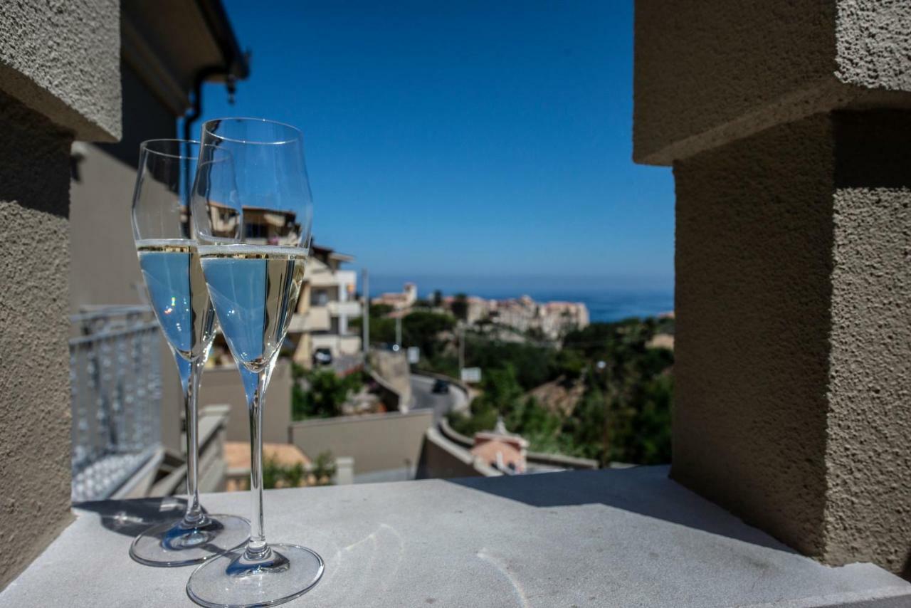 Sui Generis Tropea Luxury Rooms Eksteriør billede