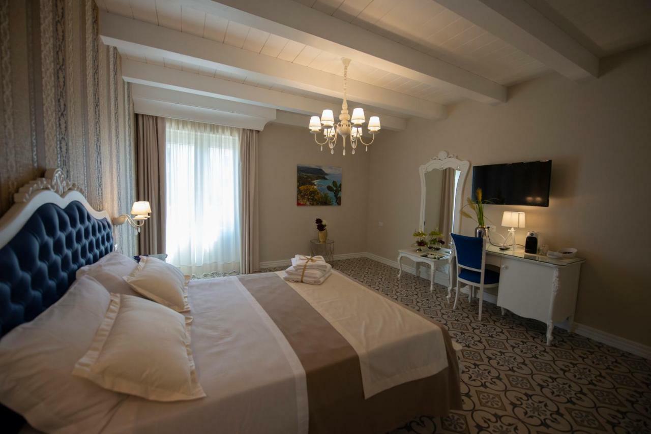 Sui Generis Tropea Luxury Rooms Eksteriør billede
