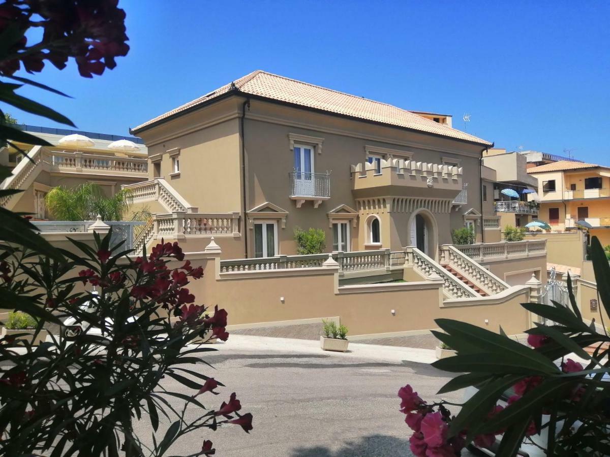 Sui Generis Tropea Luxury Rooms Eksteriør billede