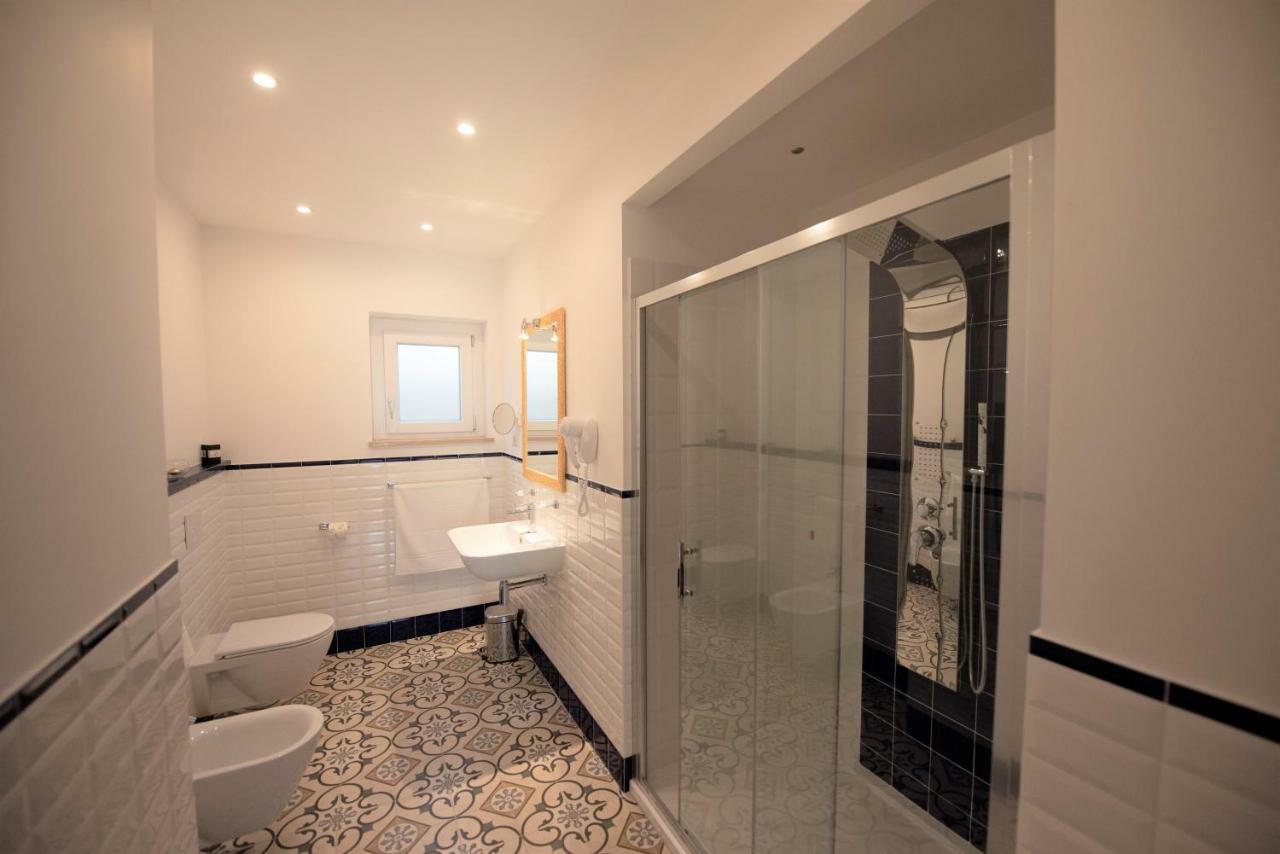 Sui Generis Tropea Luxury Rooms Eksteriør billede
